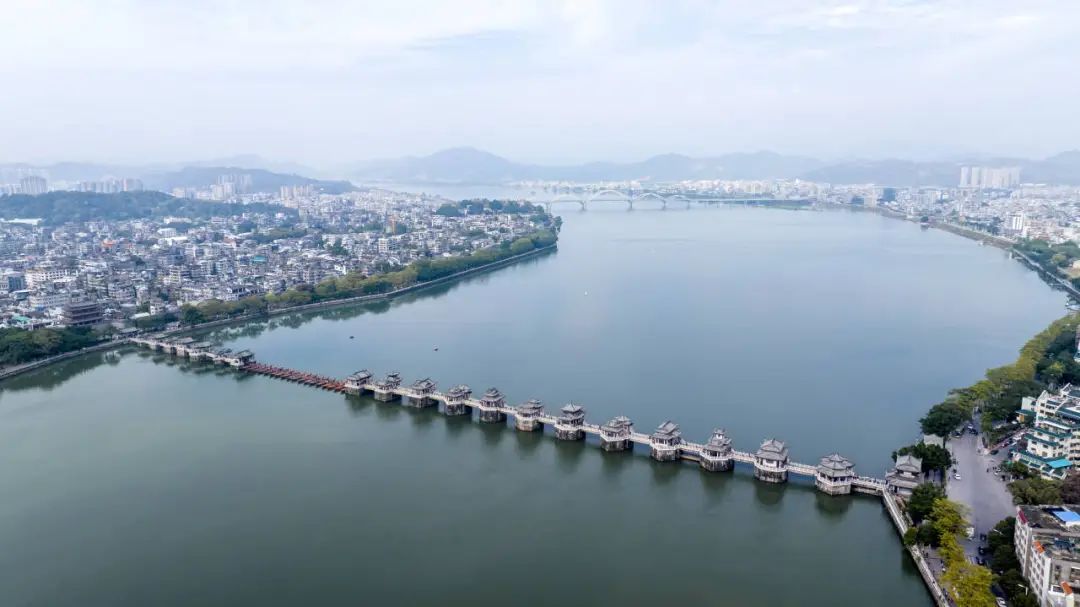 低空文旅 | 旅游+航拍新物种,诗和远方尽收镜头中 52 frc 4d5920e95e0313f4452e7b9777ddcb73