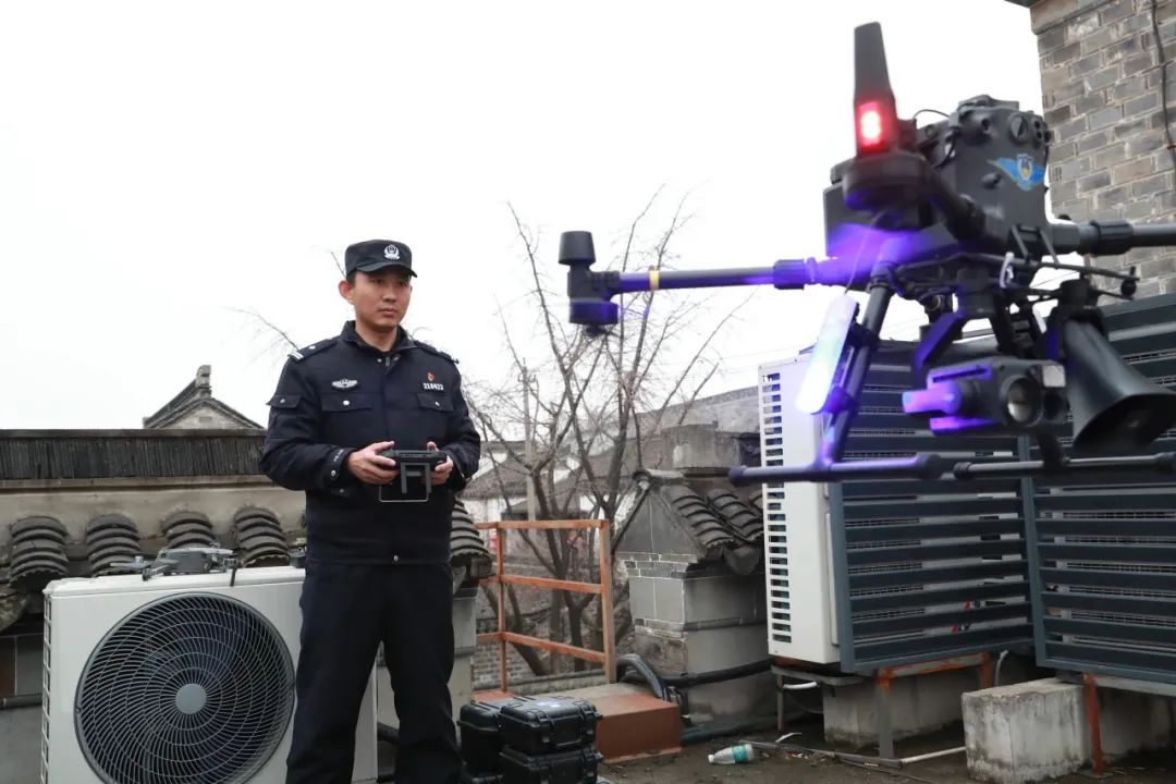 田宪元:有效识别“黑飞” 警营工匠再创警务新“利器”丨低空应用 2 frc c4d86ccd179f11cf211b250bb4325b78
