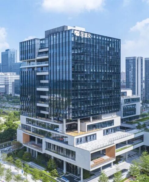 定单落地+产规协同!沃飞长空与深城交达成战略合作丨低空企业 4 1128.25